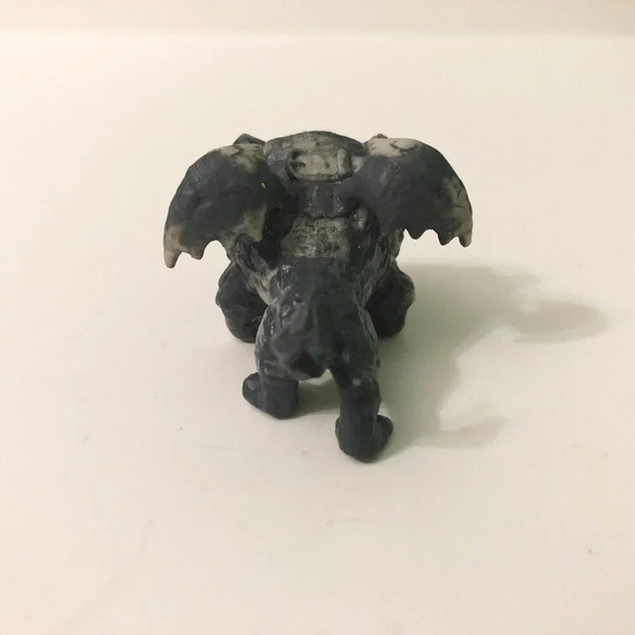 Monster High Doll Clawd Wolf Rockseena Pet  Gargoyle Bull Dog - Picture 5 of 12